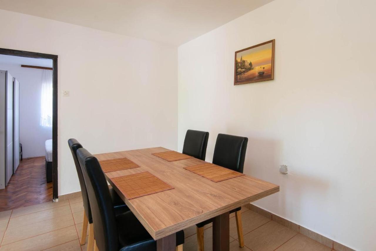 Apartments Ljiljana Оребич Экстерьер фото