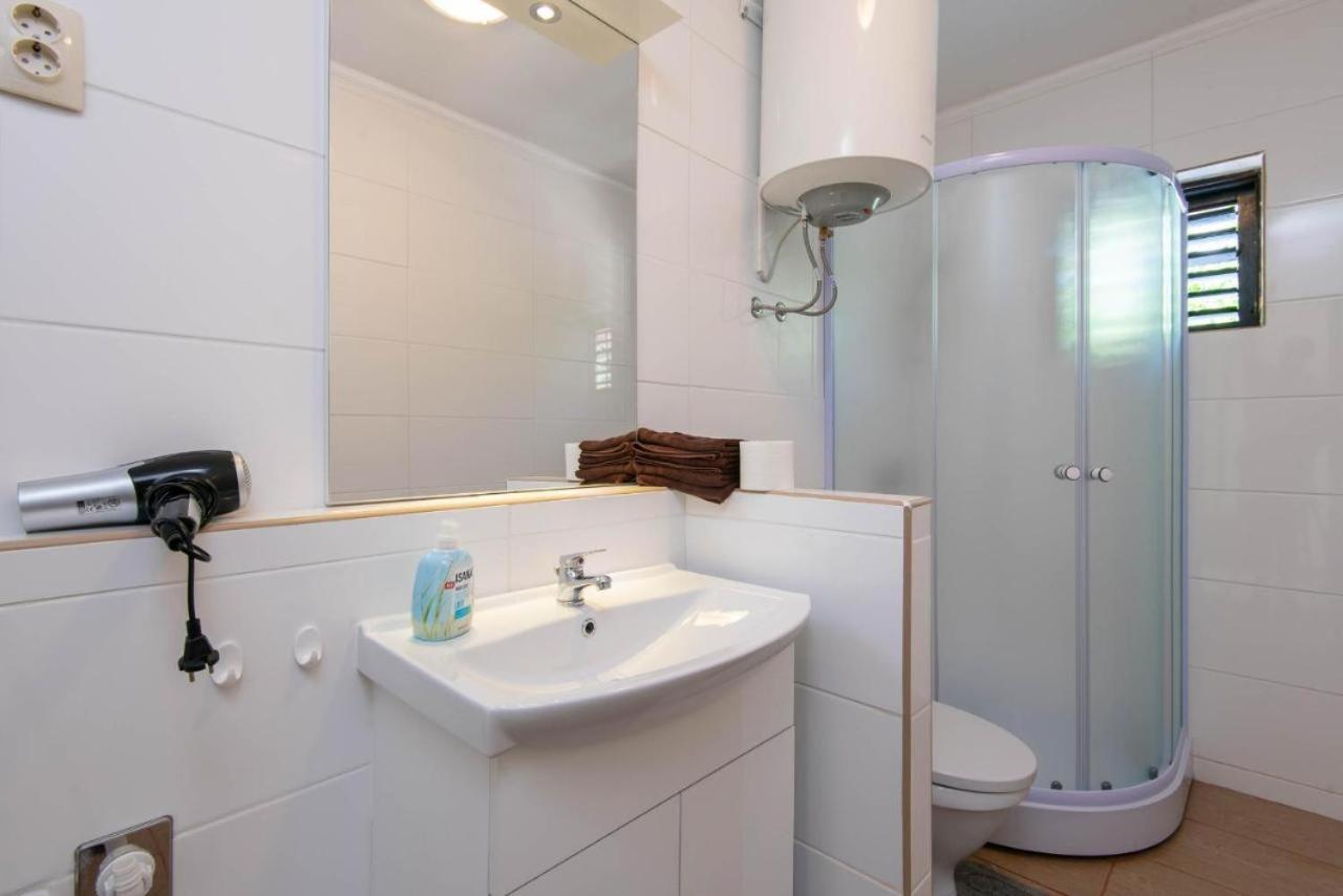 Apartments Ljiljana Оребич Экстерьер фото