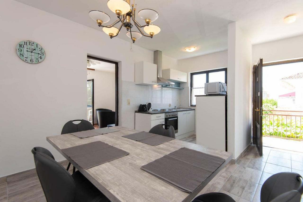 Apartments Ljiljana Оребич Экстерьер фото