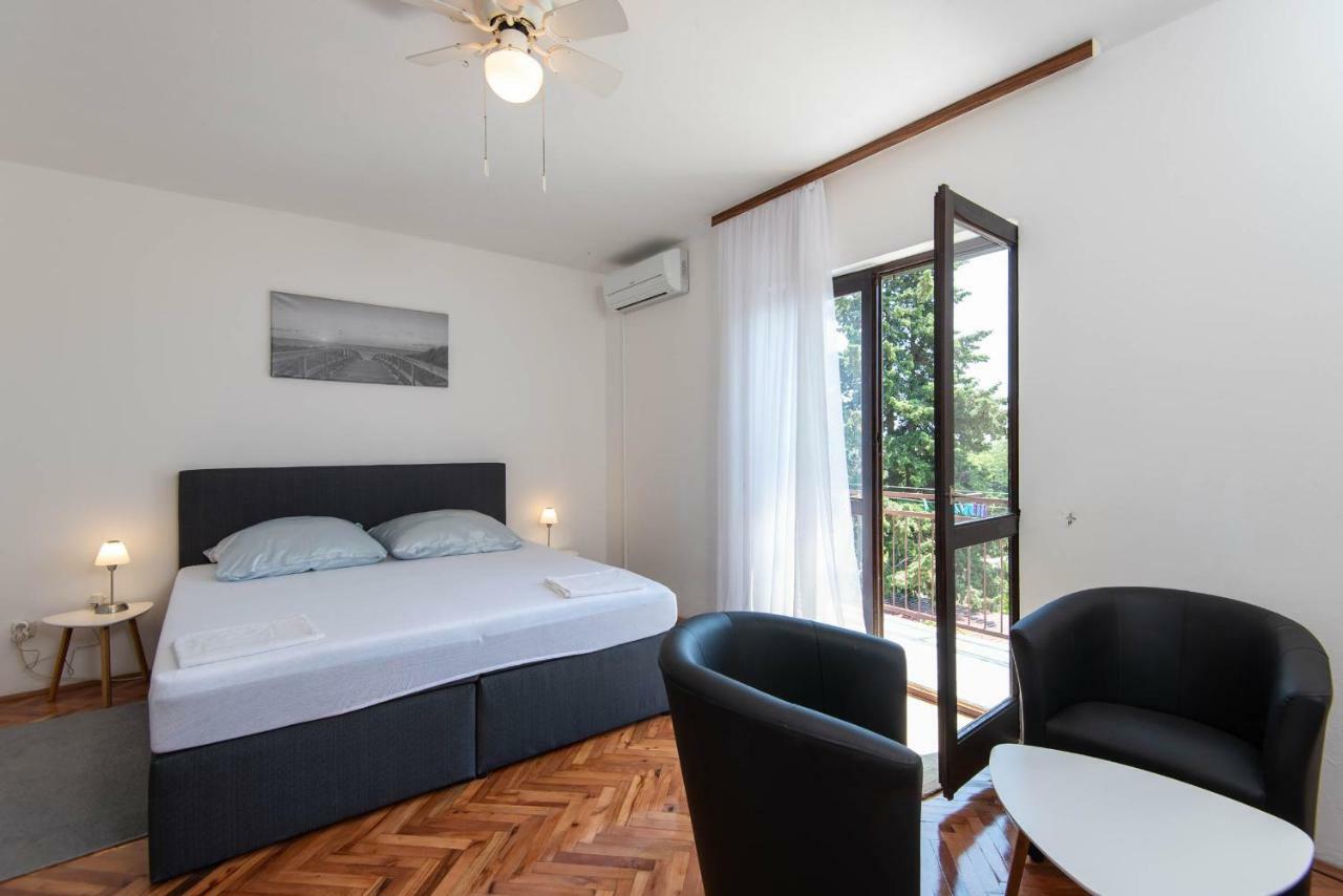 Apartments Ljiljana Оребич Экстерьер фото