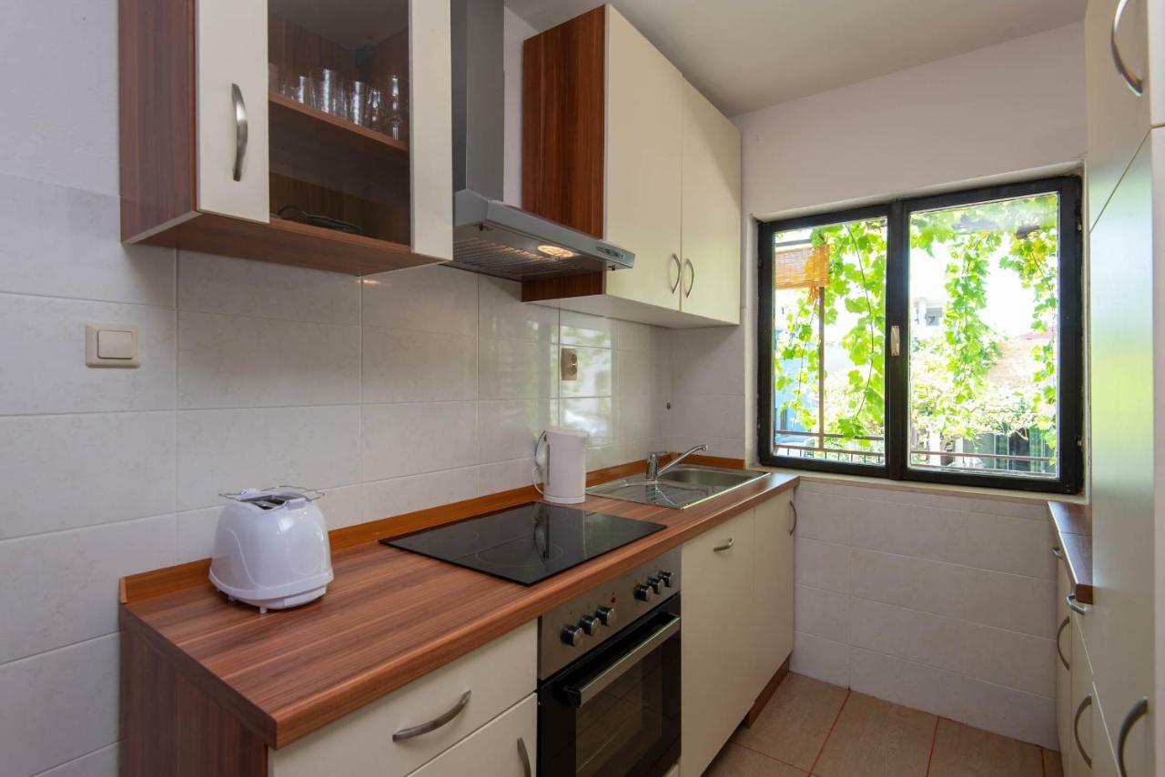 Apartments Ljiljana Оребич Экстерьер фото